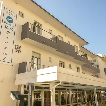 Hotel Consul Dipendenza La Plata Con Piscina Otel 2*