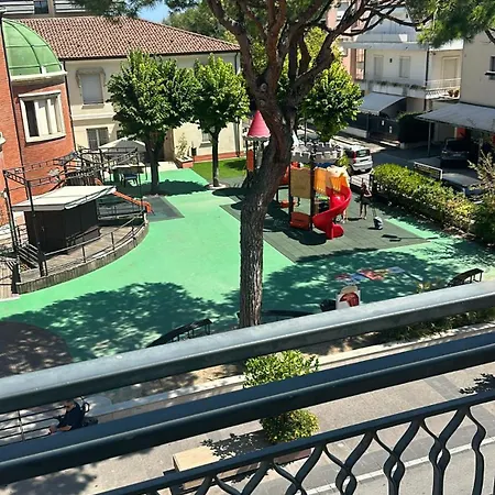 Hotel Consul Dipendenza La Plata Con Piscina Otel 2*