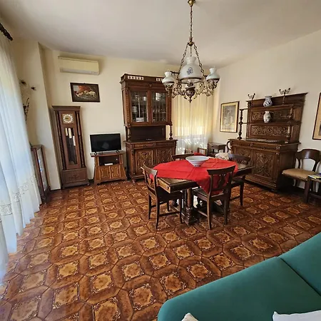 Hotel Consul Dipendenza La Plata Con Piscina Otel 2*