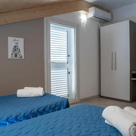 Otel Hotel Consul Dipendenza La Plata Con Piscina Riccione