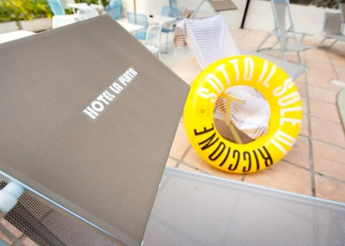 ホテル Consul Dipendenza 